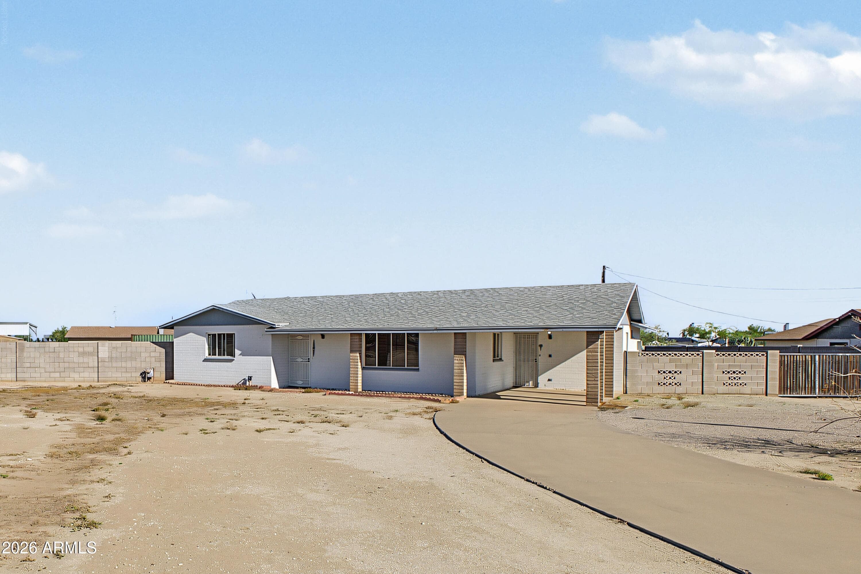 2005 N 192ND Avenue